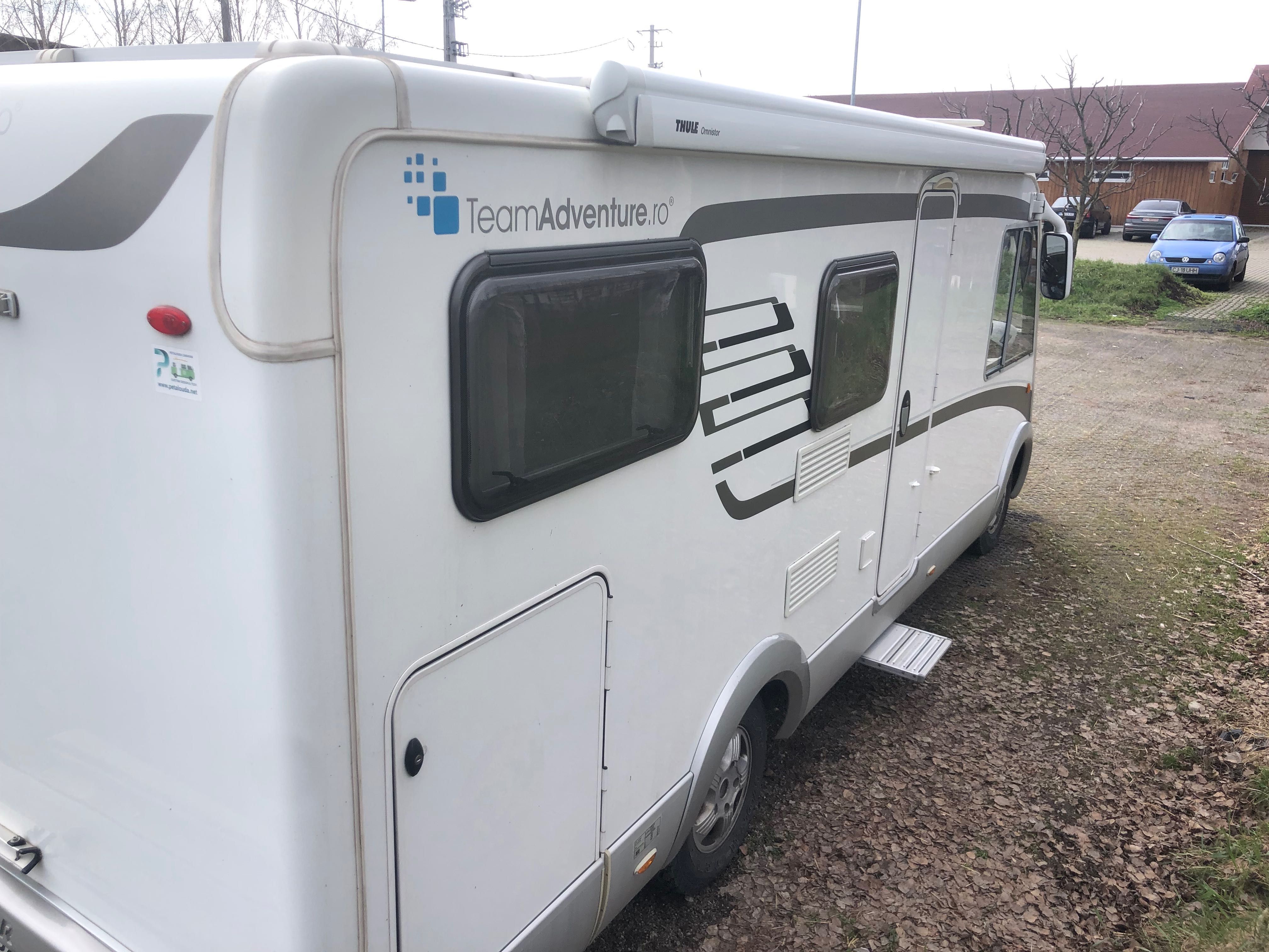 Vand autorulota integrată Hymer 562, an 2014
