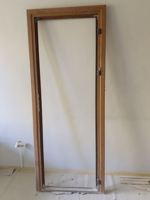 Алуминиева врата за баня