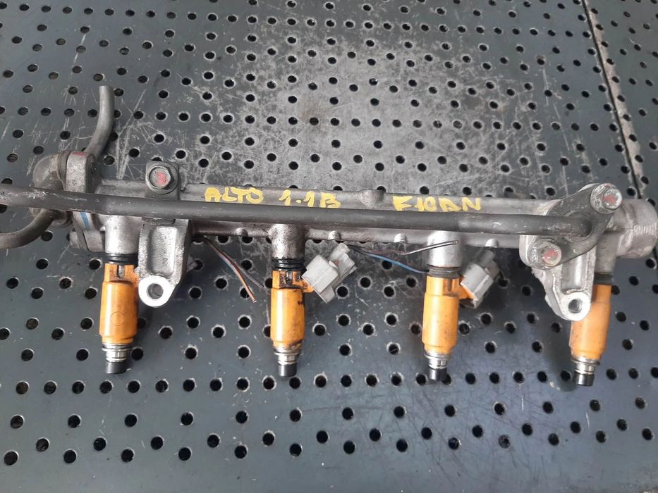 rampa cu injectoare 1.0 b  f10dn suzuki alto