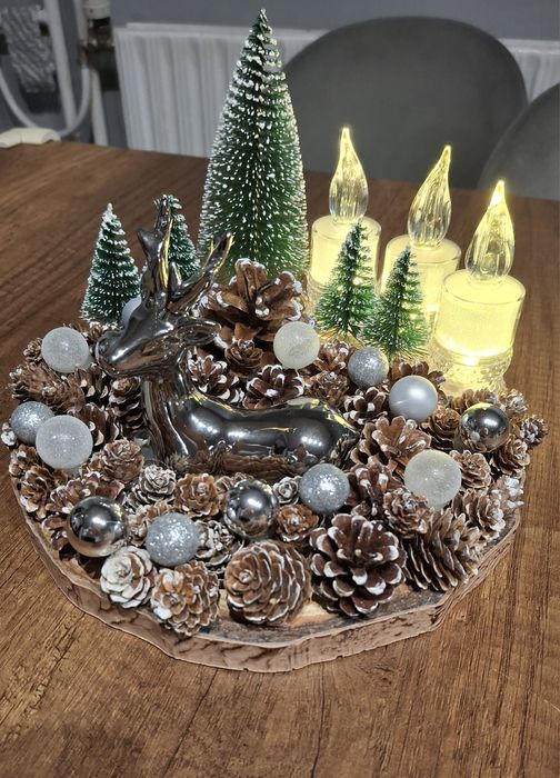 Коледни свещници  с диаметър 25 см