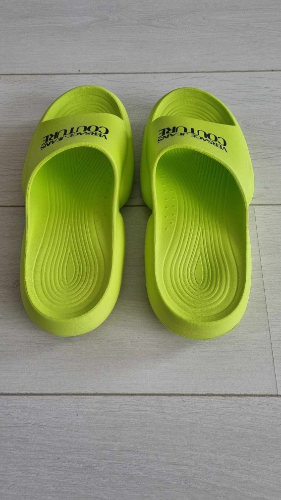 Versace джапанки