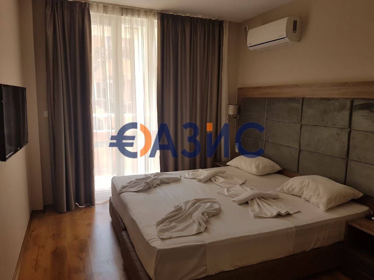 Продава се Двустаен апартамент в Поморие - 63 кв.м за 1667 €/кв.м - Снимка #1