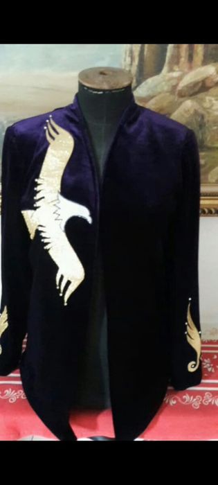 Продам мужские национальные пиджаки