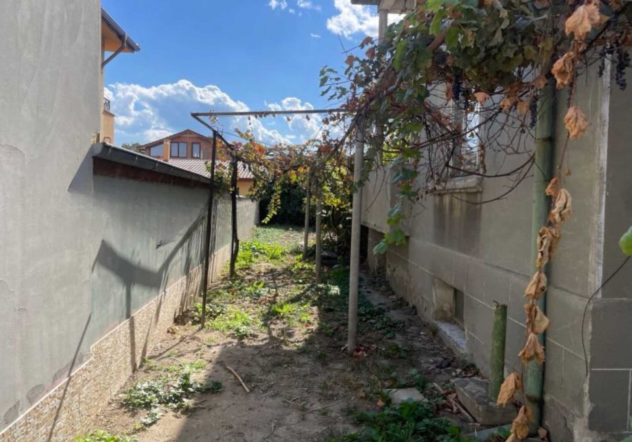 Продава се Къща в Стамболийски - 252 кв.м за 318 €/кв.м - Снимка #4