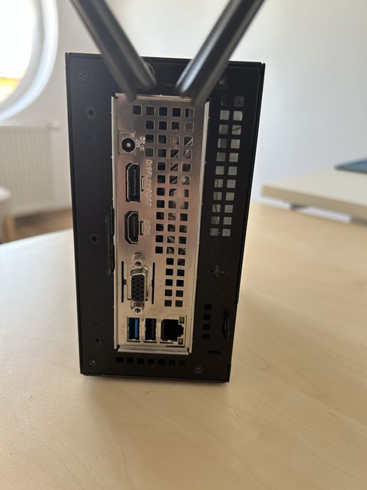 Mini-PC Asrock Deskmini X300 – Ryzen 7 5700G, 64GB RAM, SSD, Wi-Fi 6