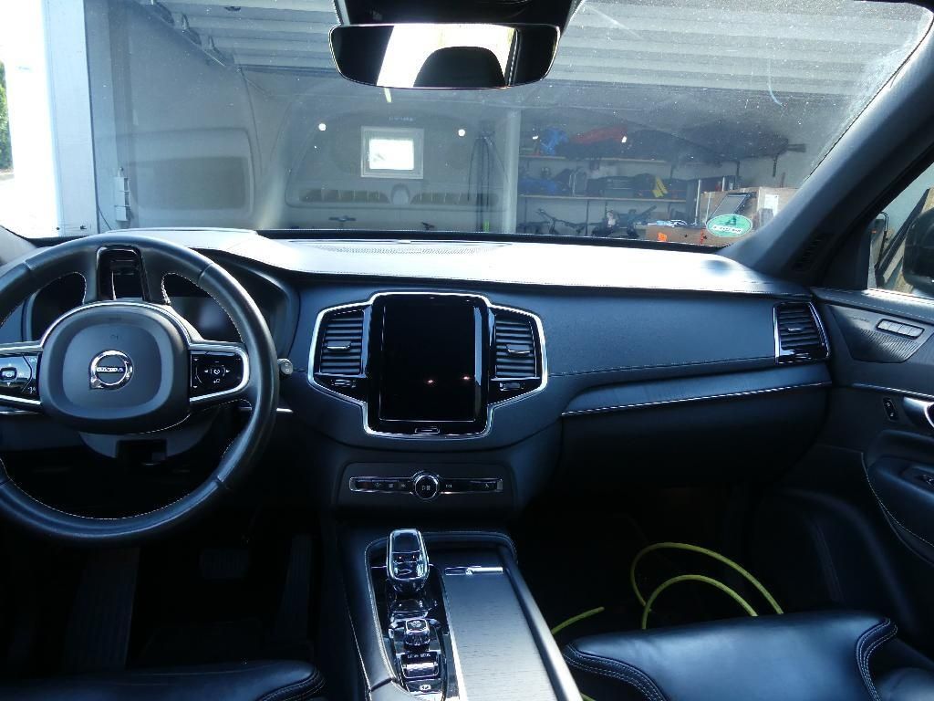 Volvo XC90 T8 Inscription Plug-In Hybrid fab.03.2020 390cp 107.mii km