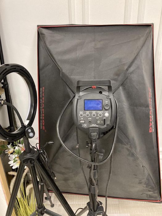 Оборудване за фото студио и фотоапарат