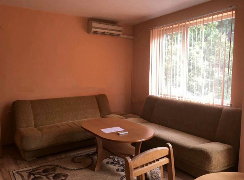 Дава се под наем Тристаен апартамент в София, Хиподрума - 86 кв.м за 650 € - Снимка #1