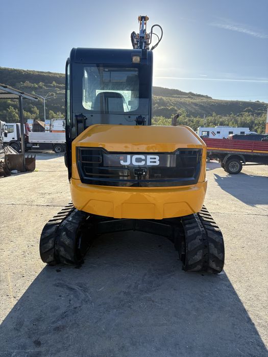 Excavator JCB 65 Z 6500 kg senile cauciuc 2016