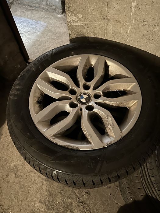 Джанти със зимни гуми за BMW X3
