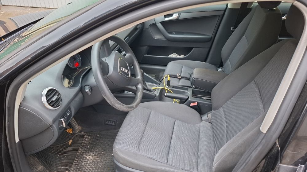 Vând Audi A3 ,din2012 benzina