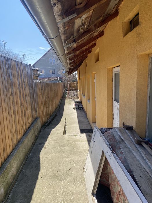 Se vinde casa sat Pleasa