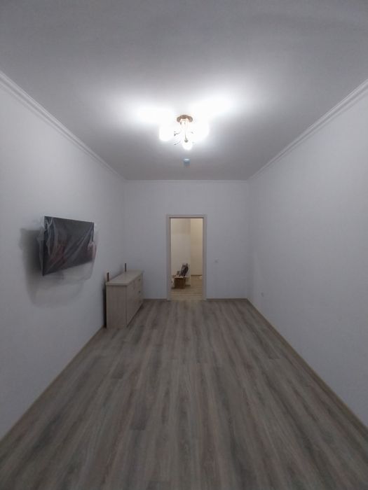 Сергели янги дархон 3/15/16. Срочно сотилади. 2 хонаданам арзон нархга