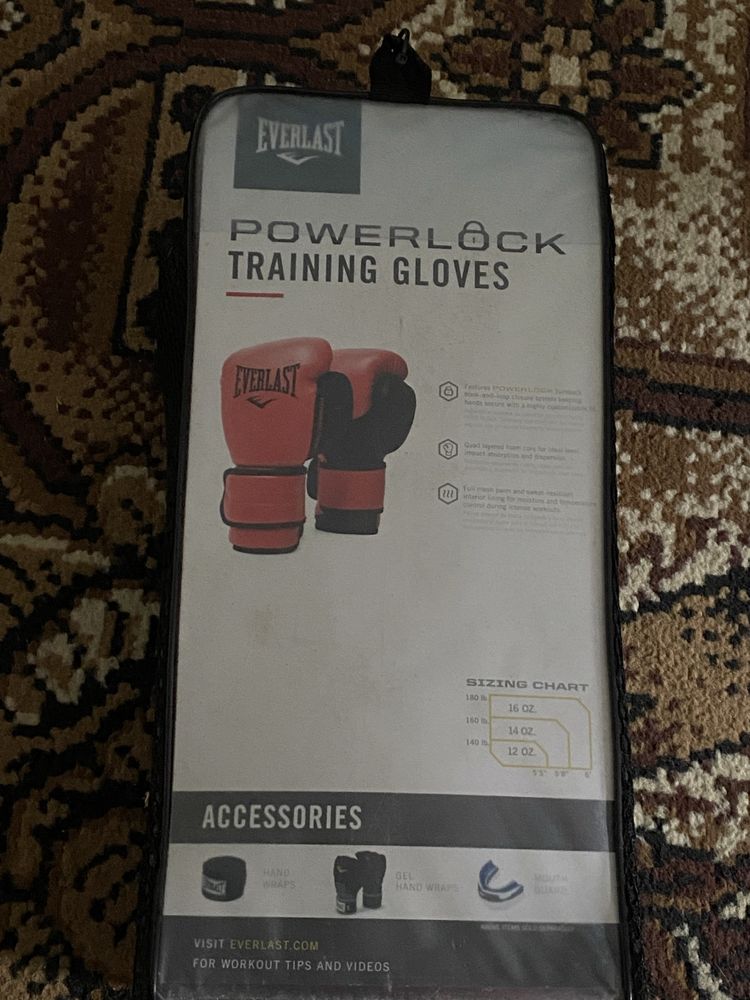 Vand manuși de box Everlast