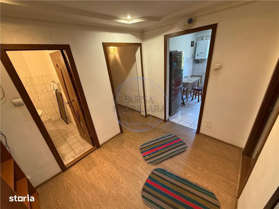 Apartament 3 Camere, Etaj 2, 1 Decembrie