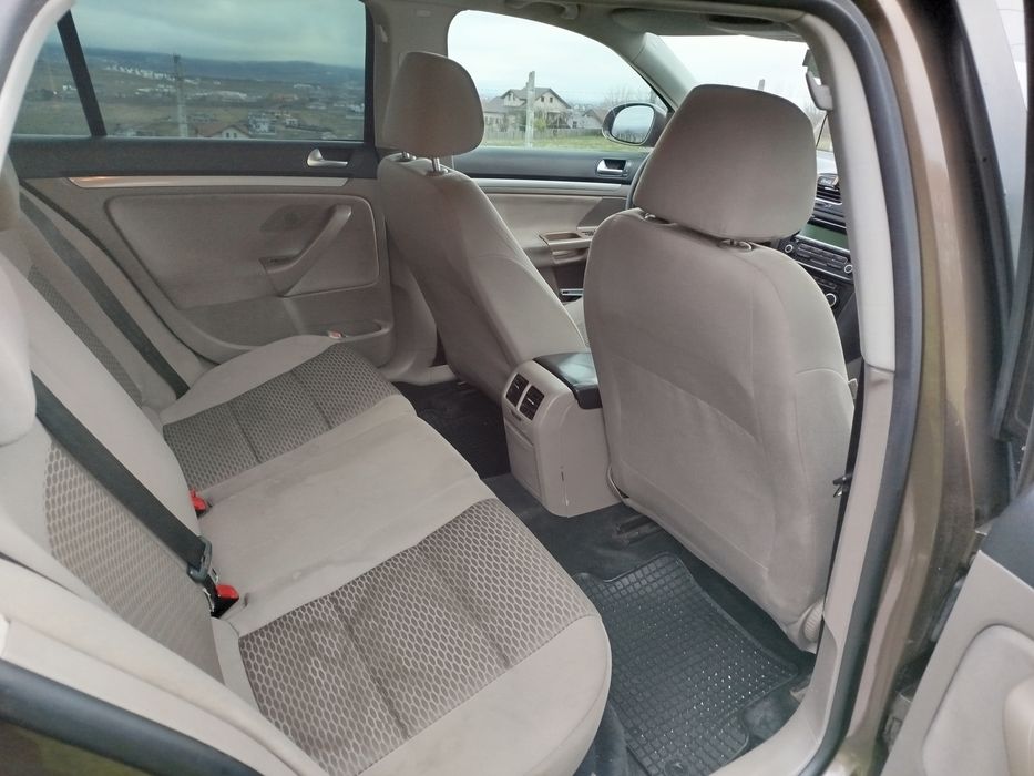 VW Golf 6 din 2011, 1.6 TDI, 105 cp