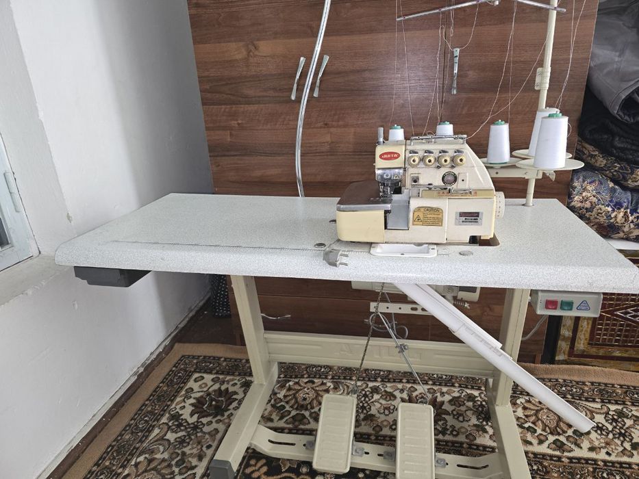 Tikuv mashinasi, overlok 5 ipli firma juita