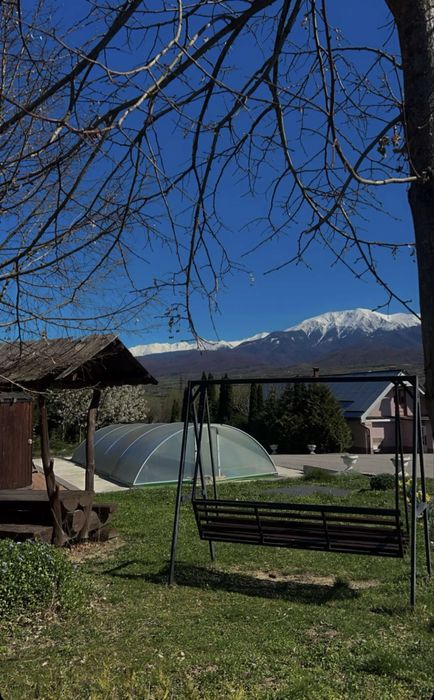 Cabana / Pensiune de inchiriat cu ciubar , sauna