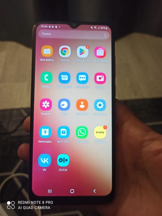 Продам телефон Galaxy A04e