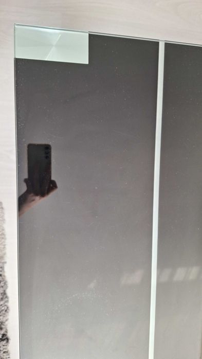 Трапезна маса - стъклена