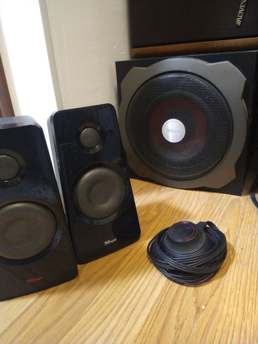 Sistem audio Trist 2,1