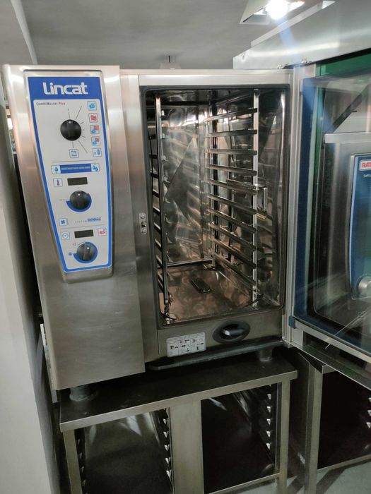 Cuptor cu Convectie cu 10 Tavi Electric - Rational/ Lincat CombiMaster
