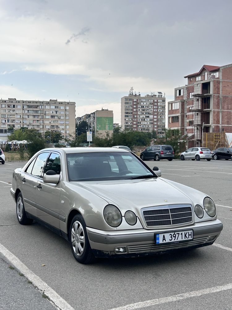 Mercedes E290 Дизел