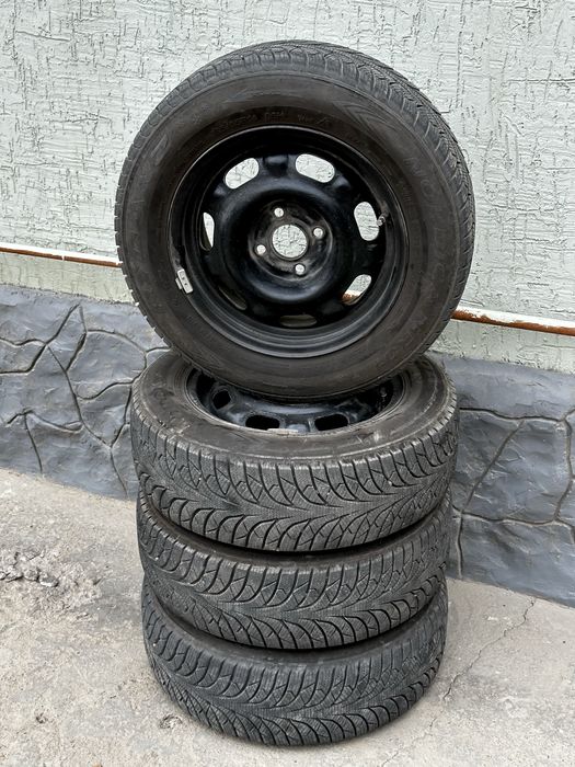 зимние новые шины с дисками