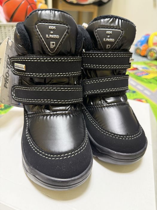 Ghete copii IL PASSO Kids marime 25 NOI