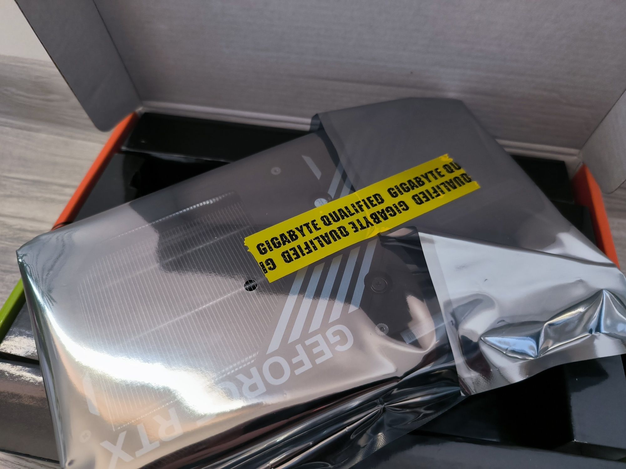 Gigabyte rtx 5060ti 16gb placa video nou sigilata