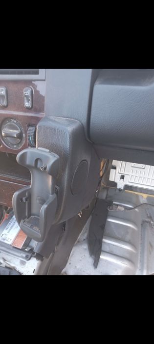 Продам подиум телефона мерседес 210 оригинальный