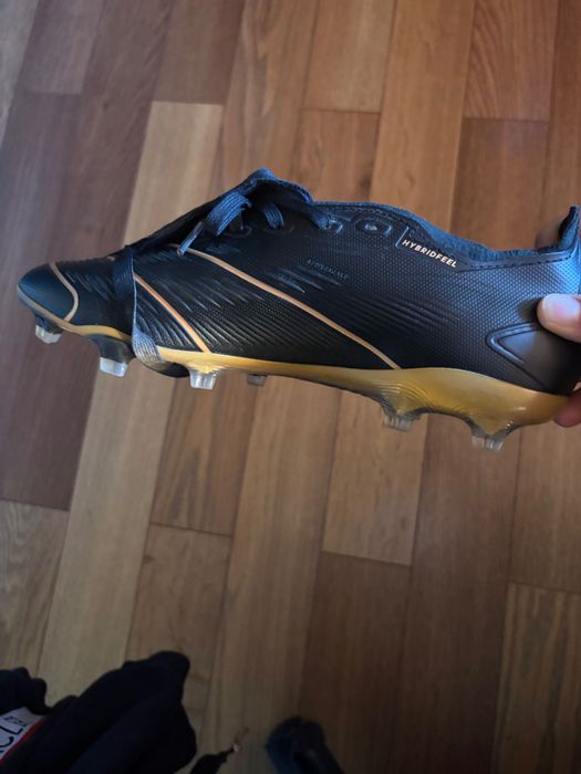 Бутонки adidas predator полупрофесионални