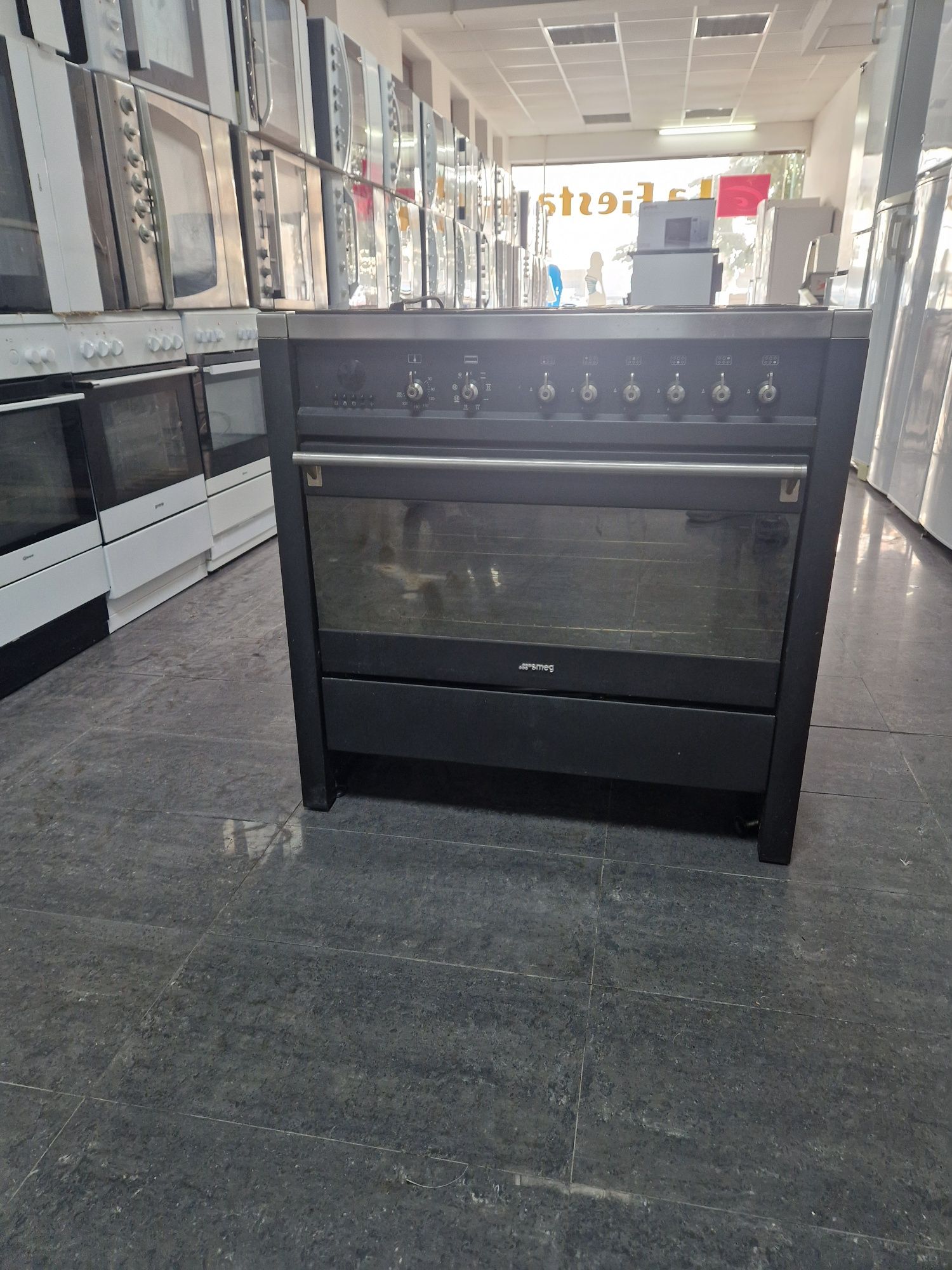 Печка Smeg 90 см 5 зони