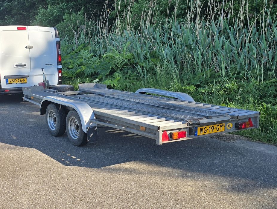 Platforma Van Weel 2001 VW AT