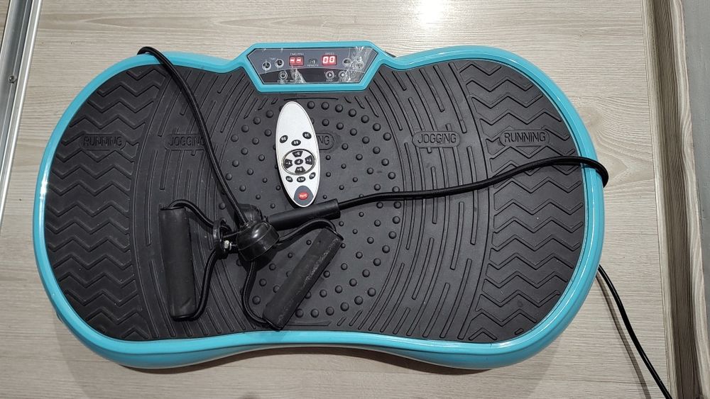 Placa fitness cu vibratii Vitalmaxx, 68 x 40 x 16 cm