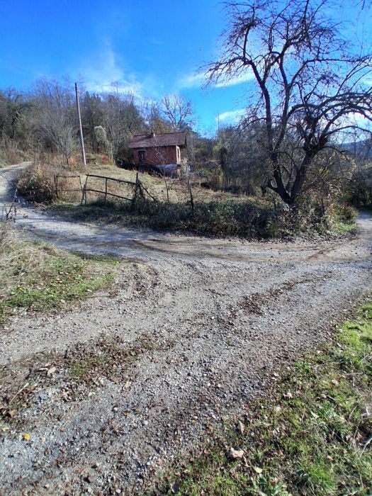 Продава се Къща в с. Горно Уйно, Област Кюстендил - 33 кв.м за 379 €/кв.м - Снимка #2