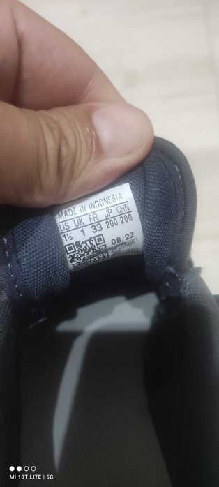 Маратонки Адидас 33 номер