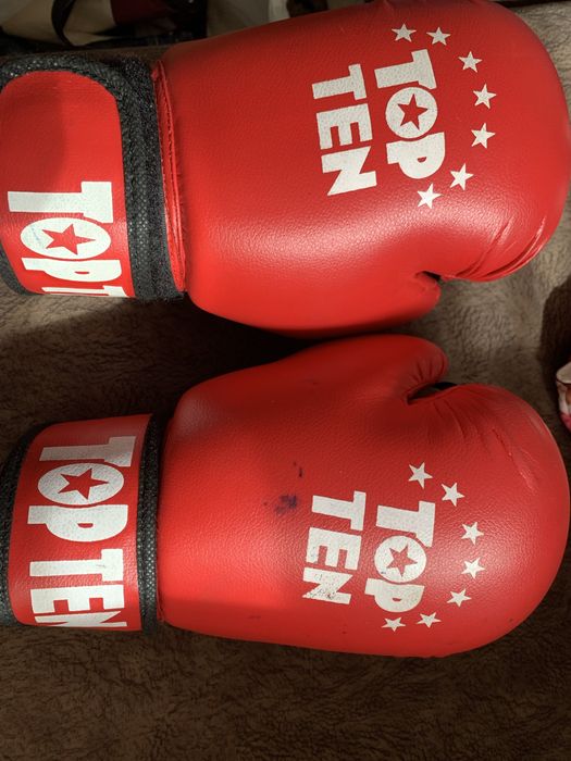 Продам перчатки боксерские для мальчика