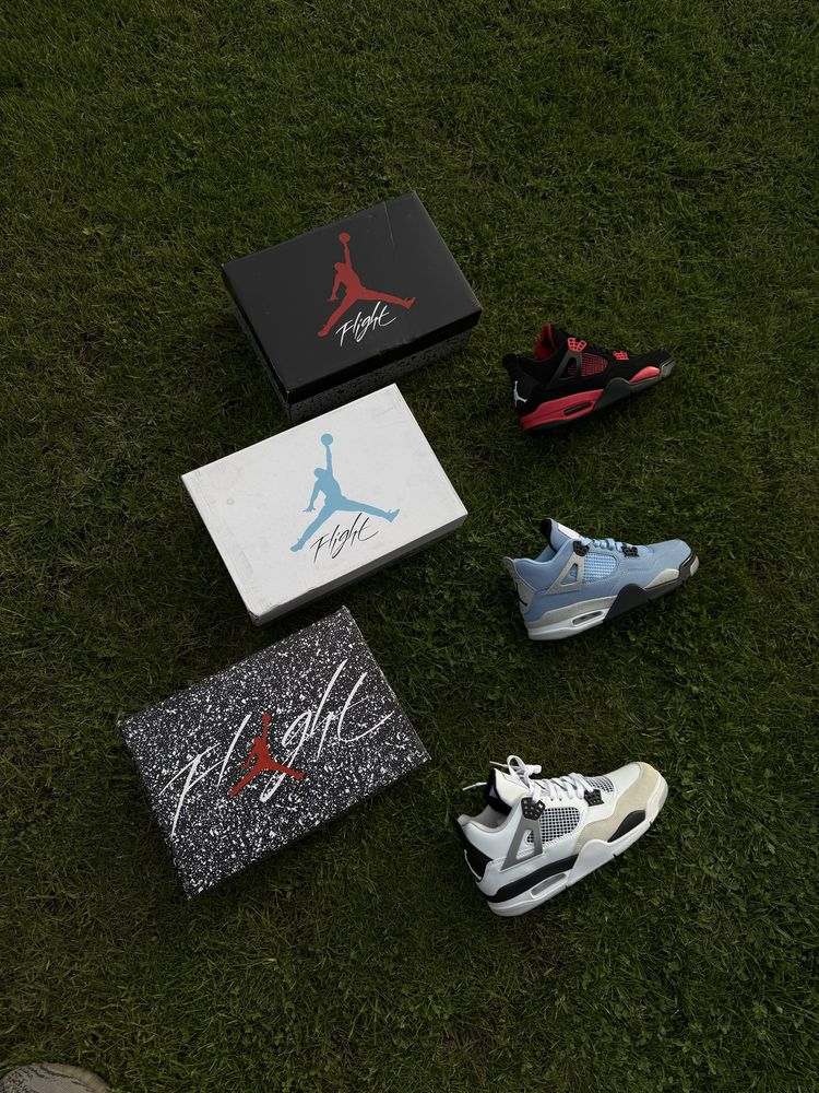 Adidasi Jordan 4 Military Black / University Blue / Red Thunder