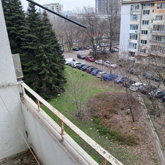 Продава се Двустаен апартамент в Варна, Морска градина - 73 кв.м за 2150 €/кв.м - Снимка #8