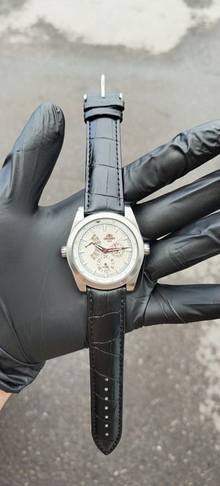 Редкие японские часы Orient multi-eye calendar