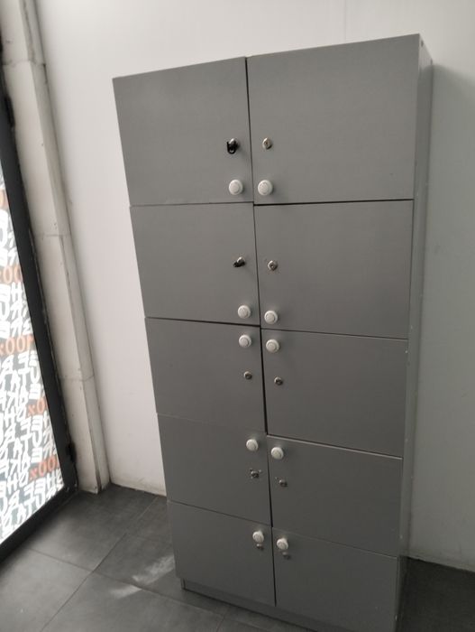 Шкафчик для раздевалки кофе или ресторан