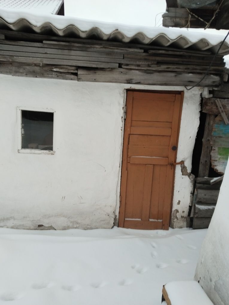 Продам дом в центре города, район стадиона Трактор