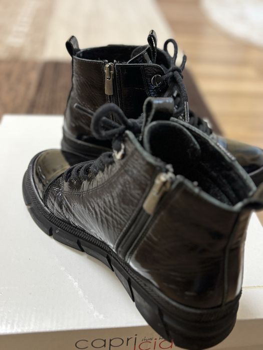 Ghete dama marimea 37 capricia