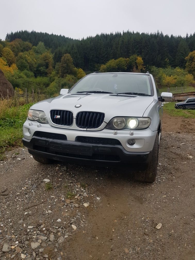 Dezmembrez bmw x5 218 hp