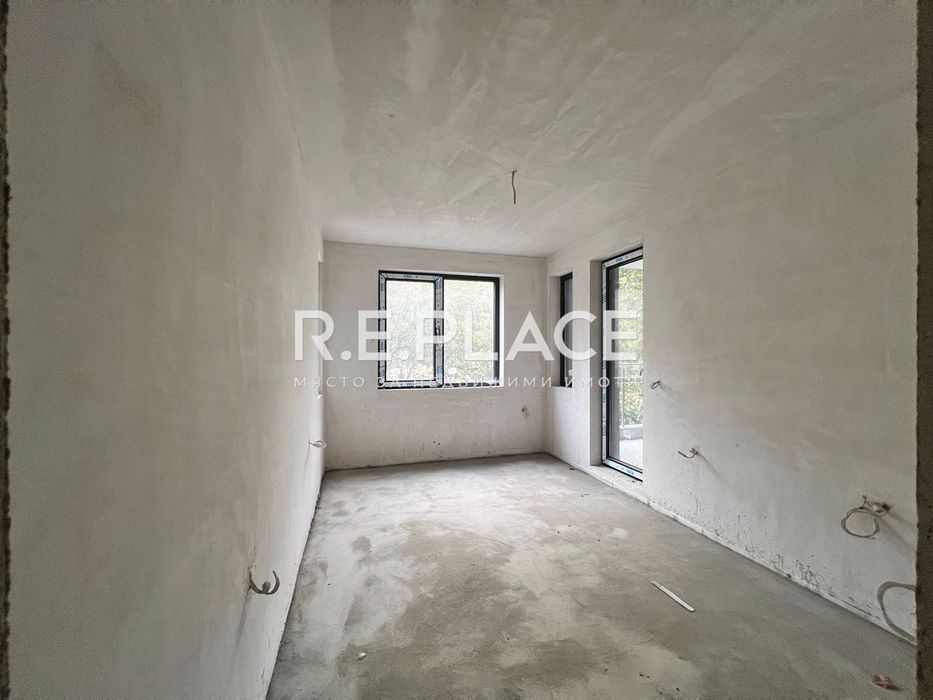 Продава се Тристаен апартамент в Варна, Колхозен пазар - 77 кв.м за 1800 €/кв.м - Снимка #4