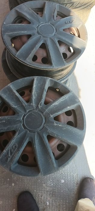 Jenti de Tabla pe 15 cu 4 prezoane pentru Opel,  Dacia Logan etc.