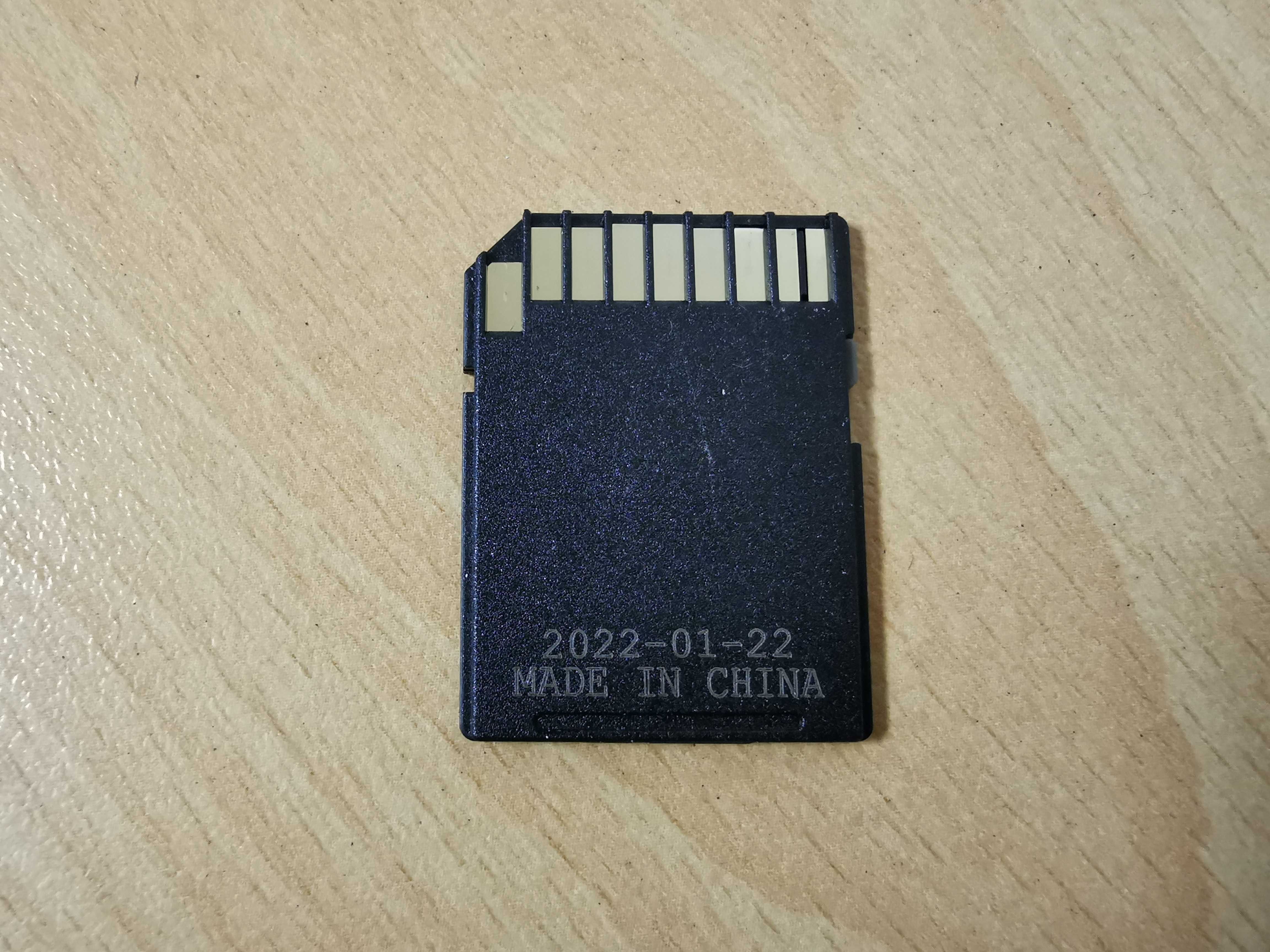 Sandisk Extreme Plus 128GB MicroSD карта 200Mb/s скорост на четене