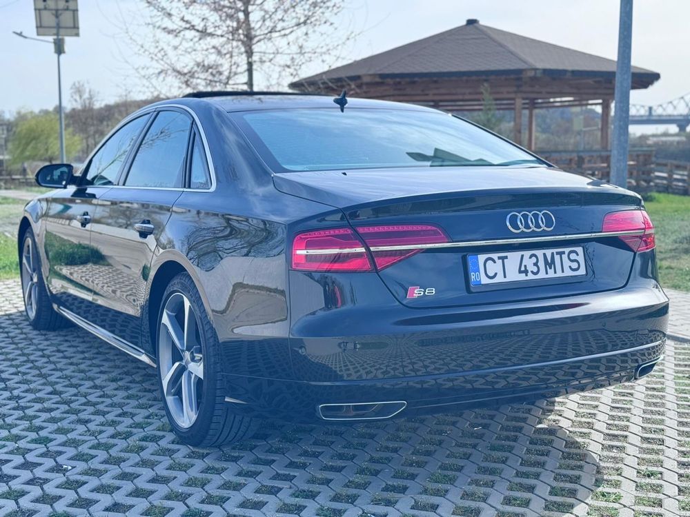 Audi A8 S Line Matrix 2016