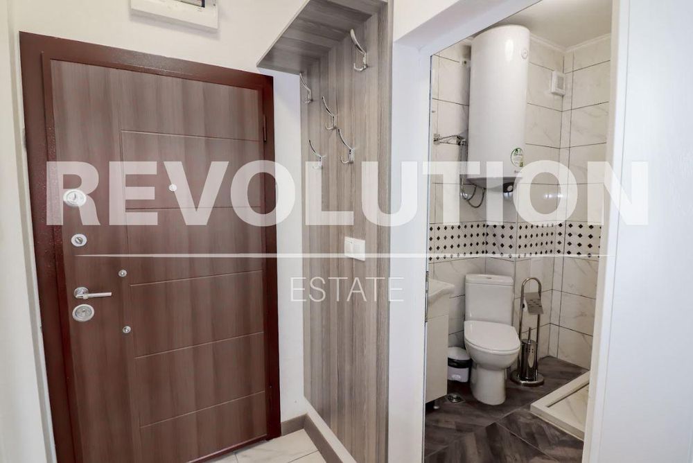 Дава се под наем Двустаен апартамент в Варна, Бриз - 70 кв.м за 350 € - Снимка #8